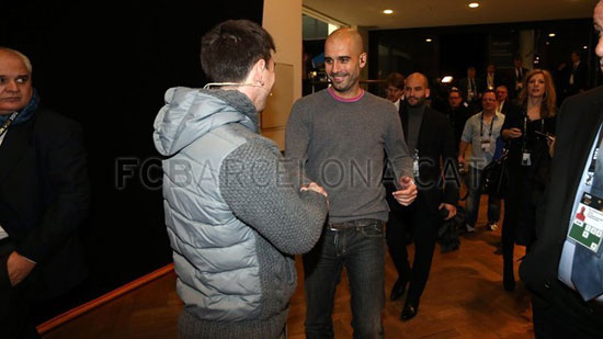 http://rozup.ir/up/justbarca/Pictures/gala2/8.jpg