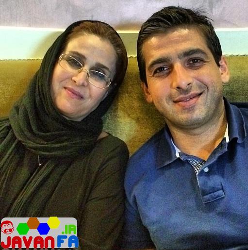 http://rozup.ir/up/omidsmart/Pictures/3/hamid-goodarzi-with-mother.jpg