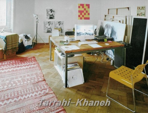 http://rozup.ir/up/tarrahi-khaneh/Pictures/Home-Office-Designs/Workspaces-of-Composers-DJs-and-Music-Enthusiasts/29_494x376.jpg