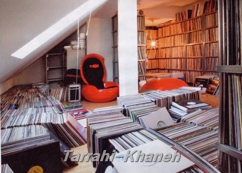 http://rozup.ir/up/tarrahi-khaneh/Pictures/Home-Office-Designs/Workspaces-of-Composers-DJs-and-Music-Enthusiasts/912_495x355.jpg