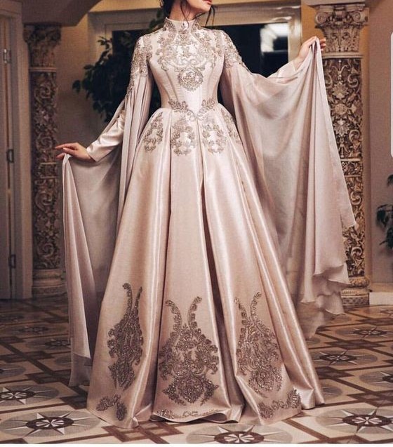  مدل لباس عروس بلند پوشیده شیک