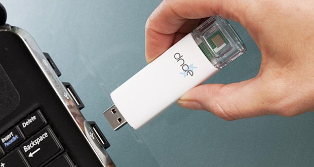 آزمايش HIV به كمك يك دستگاه USB امكان‌پذير شد