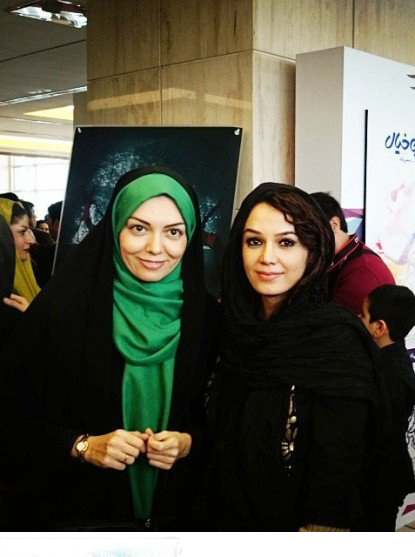 آزاده نامداری و مونا برزویی در حاشیه جشنواره فیلم فجر