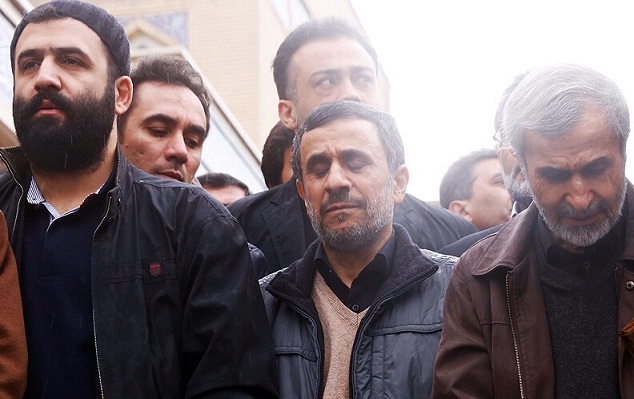 محمود احمدی نژاد و برادر کمتر دیده شده اش + عکس