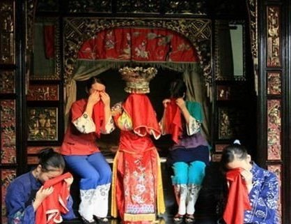 رسم عجیب عروس های چینی در زمان ازدواج!! + عکس