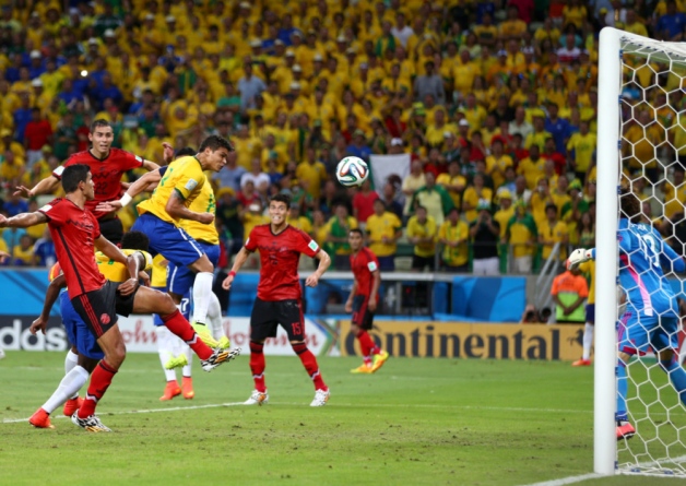 دانلود لحظات حساس بازی برزیل 0-0 مکزیک