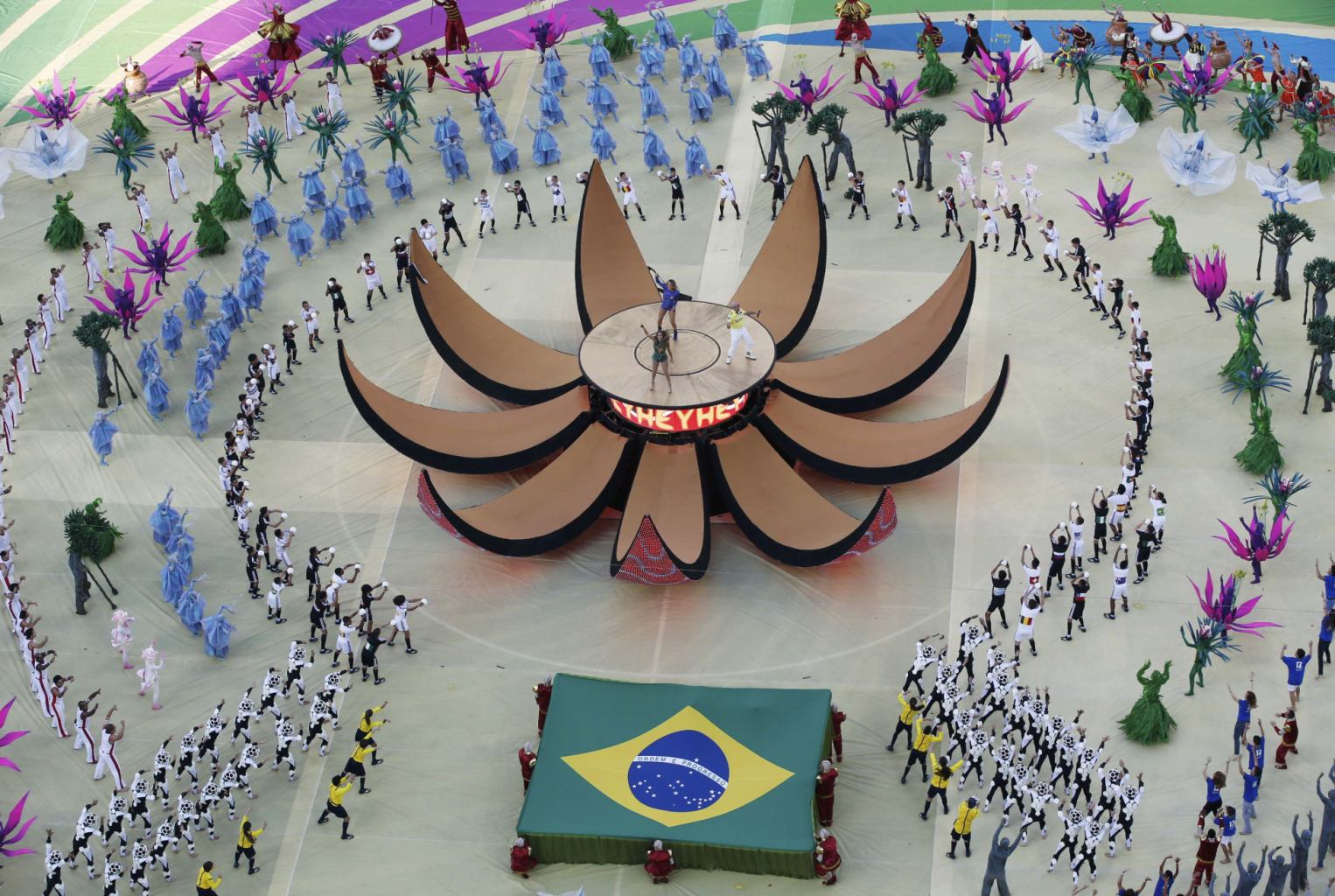 دانلود مراسم افتتاحیه ی جام جهانی 2014 برزیل