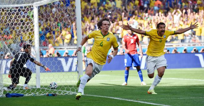دانلود گلها و خلاصه ی بازی برزیل 1-1 شیلی