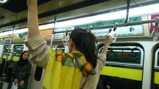 [۱۸+] از آزادی های یواشکی در مترو تا خودرویی که با هواپیما آمد و در جستجوی فرزند