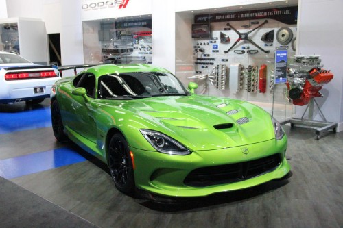 https://rozup.ir/up/carsshow/Pictures/2014-SRT-Viper-Stryker-Green-01-500x333.jpg