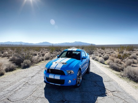 عکس Mustang با رنگ آبی