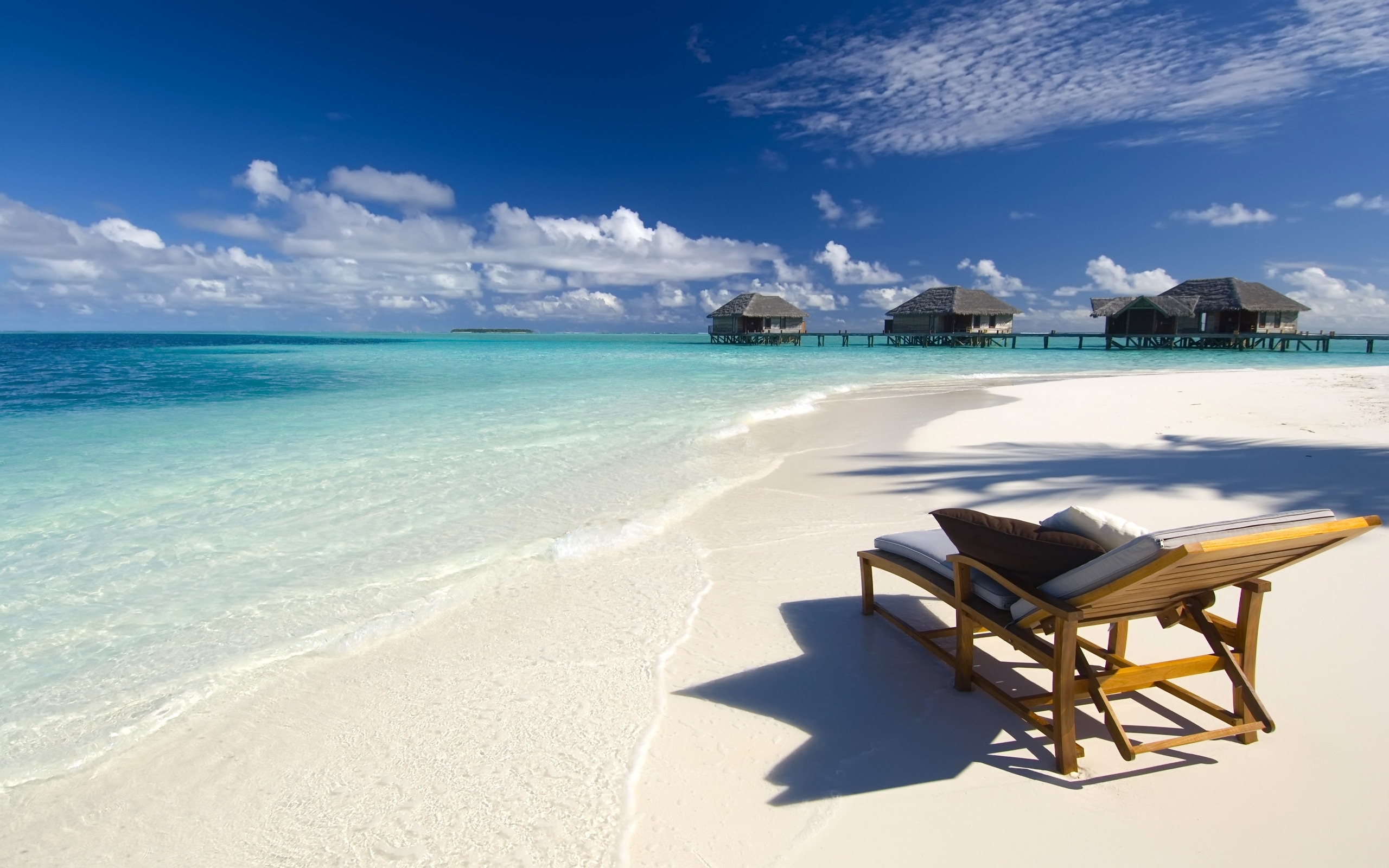 Conrad Maldives - طبیعت کنار ساحل