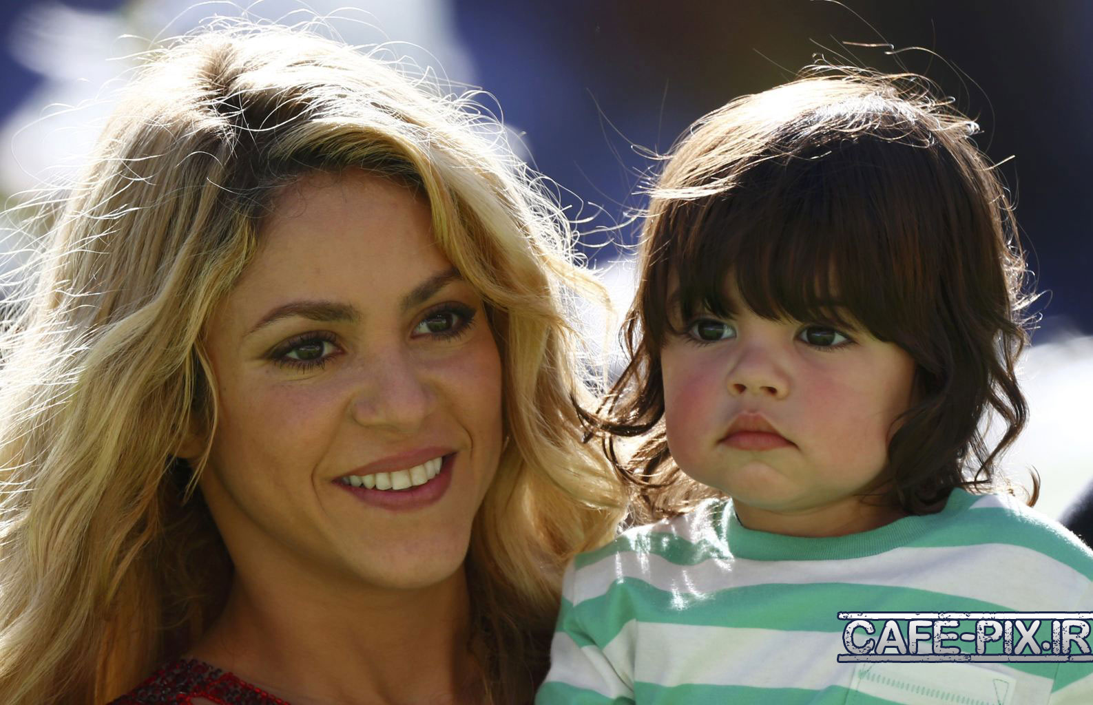 Shakira-germany-v-argentina-2014 عکس های شکیرا و پسرش میلان در اختتامیه جام جهانی 2014
