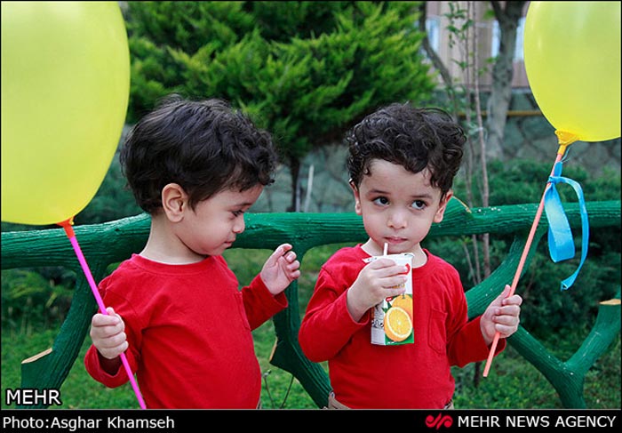 همایش روز دوقلوها و چند قلو های ایران,دو قلو های ایرانی