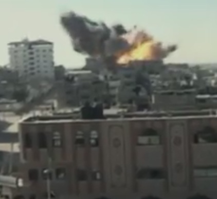 کلیپ بمباران ها و جنایت های اسراییل در غزه