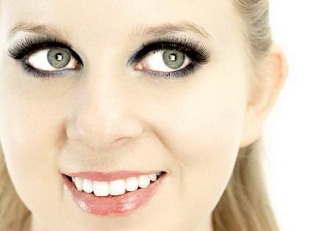  آموزش تصویری آرایش جذاب برای چشم رنگی ها! 