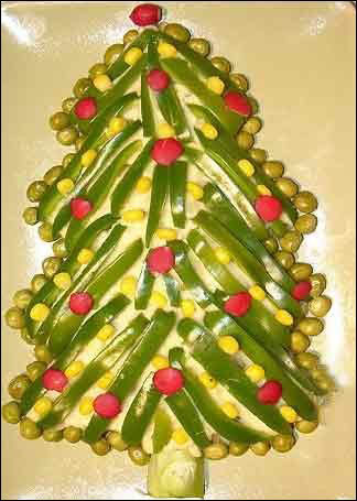 تزیین سالاد الویه به شکل درخت کریسمس,تزیین سالاد الویه