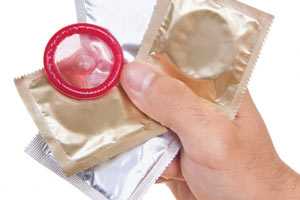 انواع و اطلاعاتی درباره کاندوم های مردانه و زنانه