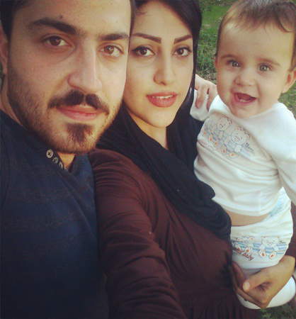 عکس سلفی حامد فرد با خانواده اش 