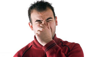 بوی بد دهان چه تاثیری بر روی روابط انسانها دارد؟