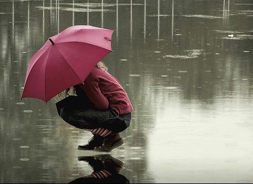 عکس عاشقانه چتر و بارون
