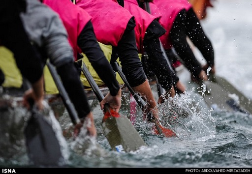 تصاویر مسابقات قایقرانی زنان به صورت گروهی