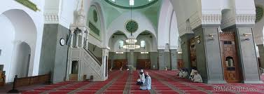 مسجد نه فقط سجده گه رندان است