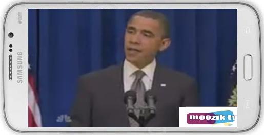 دانلود کلیپ حرکت جنجالی و خنده دار اوباما بعد از سخنرانی