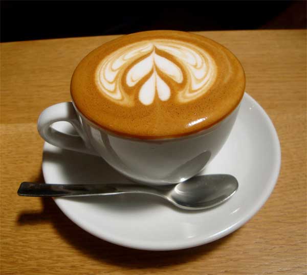 هنرنمايي هاي جالب بر روي قهوه