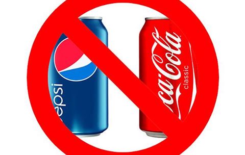 مسلمانان هند محصولات آمریکایی «پپسی» و «کوکاکولا» را تحریم کردند.