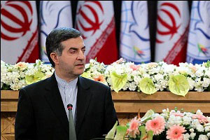 مشایی: احمدی نژادی بودن به یک افتخار جهانی تبدیل شده است / مردم سیاست بازان منحرف را حذف خواهند کرد