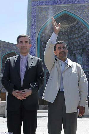 احمدی نژاد:برخی برای انتخابات نقشه کشیده اند