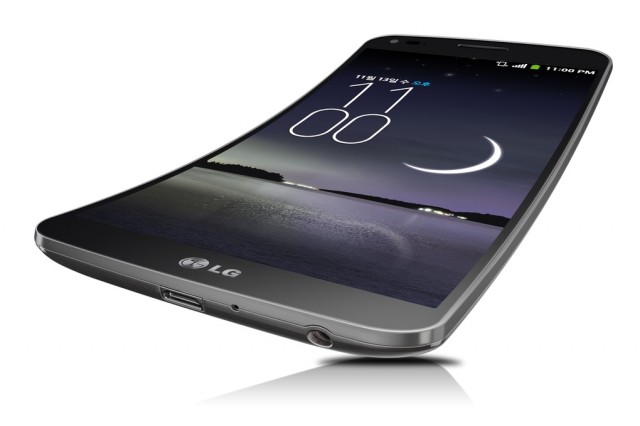  LG G Flex  گوشي كه نمایشگر خمیده و قابل انعطاف 