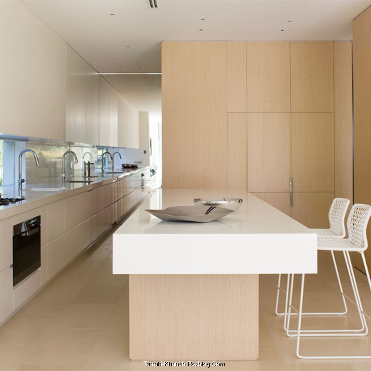 https://rozup.ir/up/tarrahi-khaneh/Pictures/Kitchen-Designs/minimalist-kitchen/minimalist-white-kitchen-designs.jpg