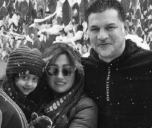 عکس خانوادگی علی دایی در یک روز برفی 