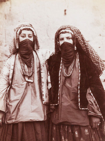 دختران ایرانی در یک قرن پیش