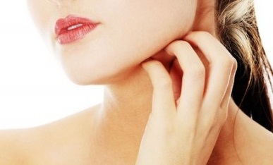 اگزما و حساسیت پوستی پس از استفاده مواد آرایشی