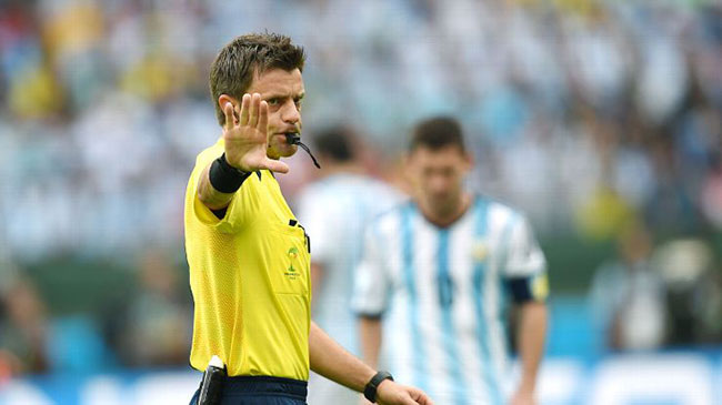 داور فینال جام جهانی دیدار بارسا و بایرن را قضاوت می‌کند