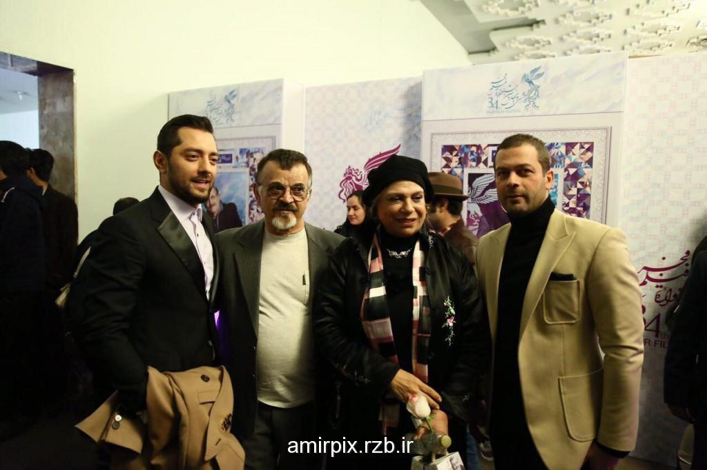هنرمندان در افتتاحیه سی‌ و‌ چهارمین جشنواره فیلم فجر