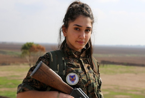 تصاویری از زنان چریک مسیحی در جنگ داعش