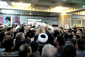 گزارش تصویری/ وداع با پیکر مطهر شهدای مدافع حرم در مشهد