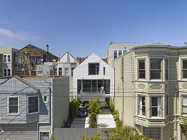 یک خانه با دو نمای متفاوت در سان فرانسیسکو