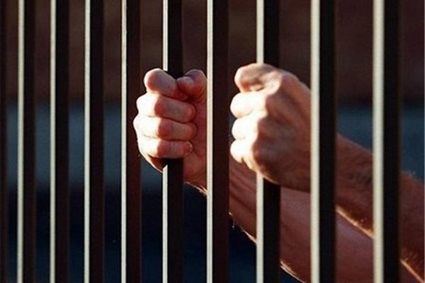 فرار 40 مرد خطرناک از زندان