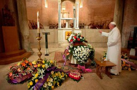 مرگ مشکوک منشی پاپ فرانسیس