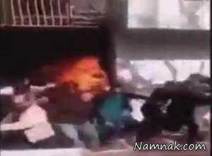 ماجرای خودسوزی مرد دستفروش در مقابل پاساژ شانزه لیزه تهران