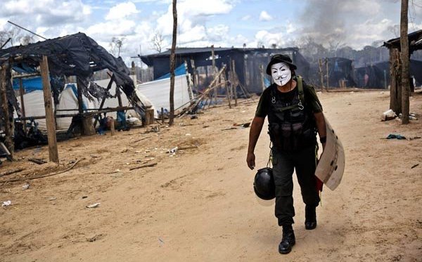 ماسک جالب پلیس در کشور پرو +عکس