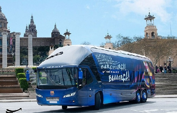 اتوبوس خاص تیم بارسلونا