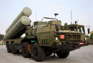 ادعای دبکا: روسیه تمام اجزای S300 را تحویل ایران نداده / تمامی موشک های این سامانه همچنان در دست روس ها