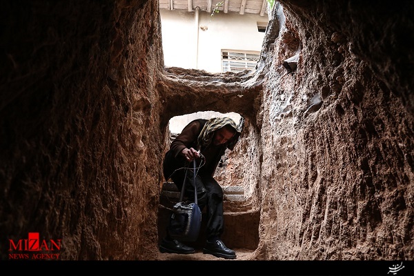 حفر پناهگاه برای پنهان شدن از دست داعش 