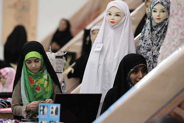 آخرین مدل های چادر در نمایشگاه قرآن